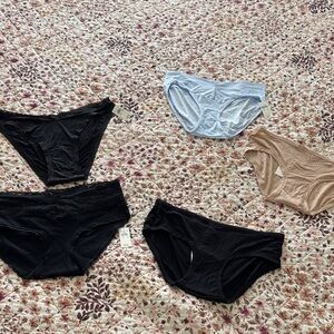 5 pairs of aerie underwear new with tags